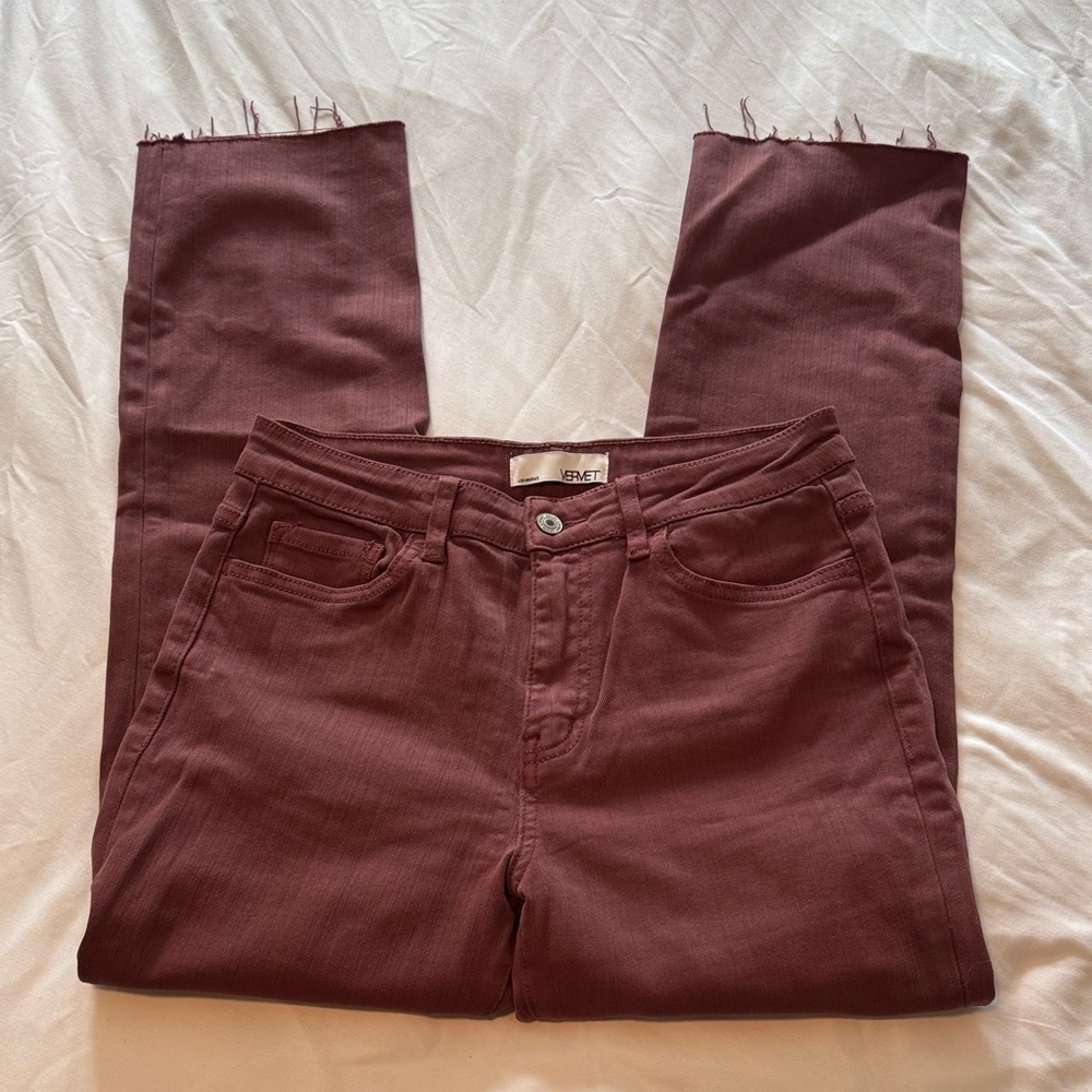 Vervet Women's Maroon Ankle Jeans